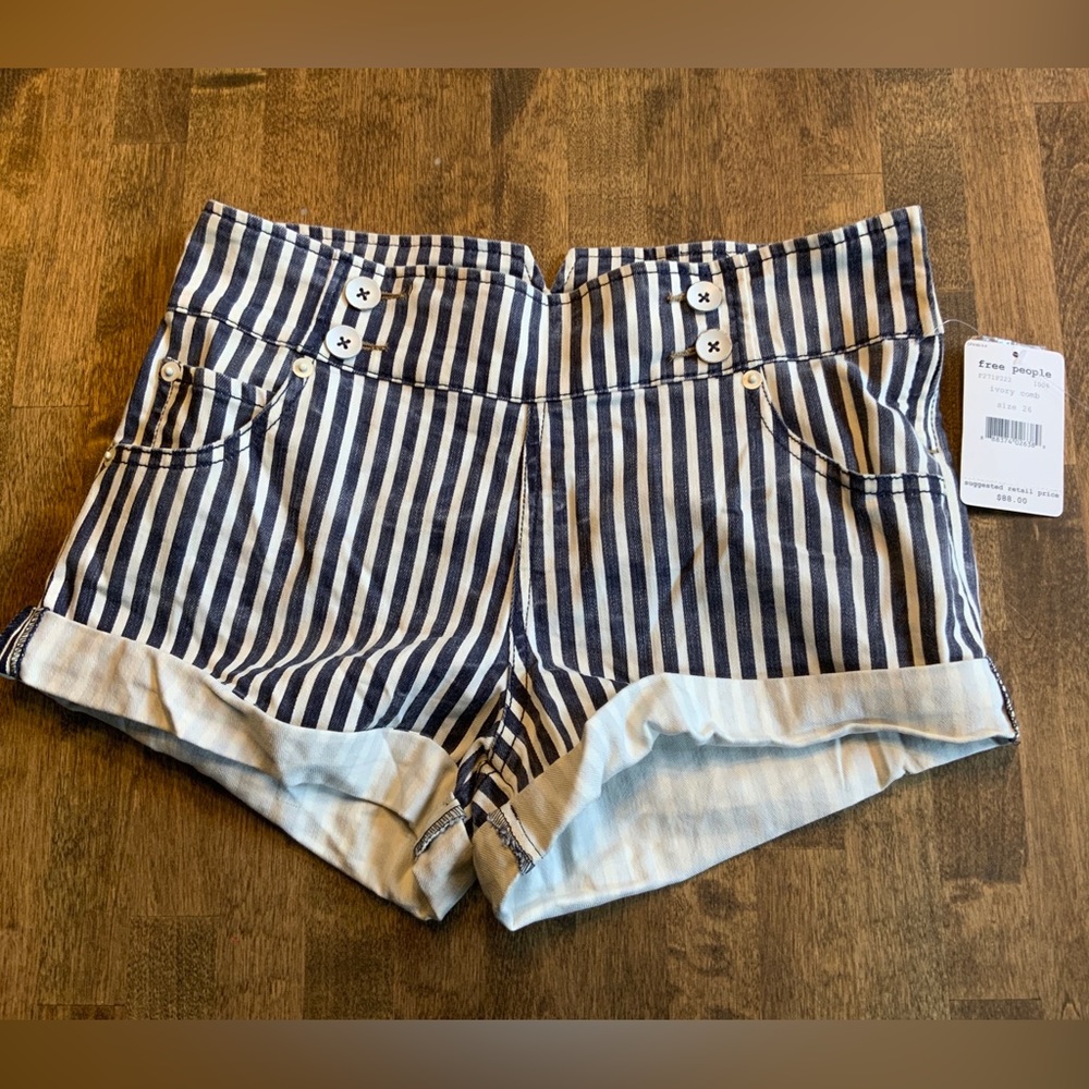 BNWT Free People Ivory Comb Shorts Size 26